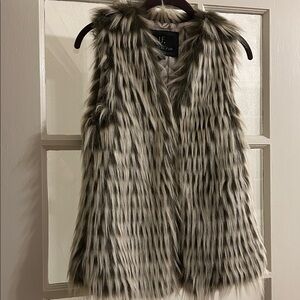 Unreal Fur Vest, Size XS
